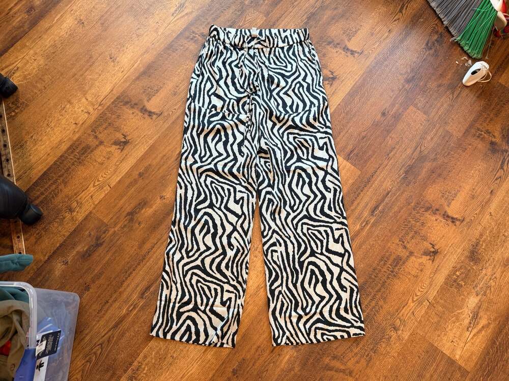 C by One Zebra Print Wide Leg Pants Drawstring Lounge Pants Size S